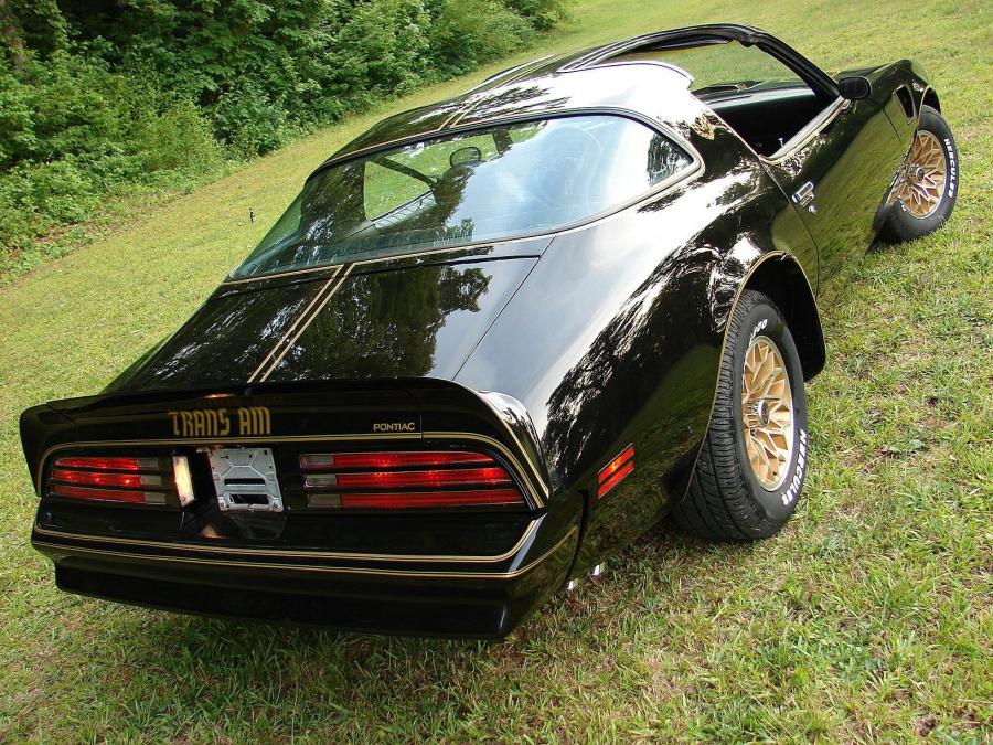  Pontiac Firebird Trans Am Bandit 1977 года  (фото 13 из 29)